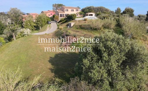 Villa in Nice, Provence-Alpes-Côte d'Azur, France 1