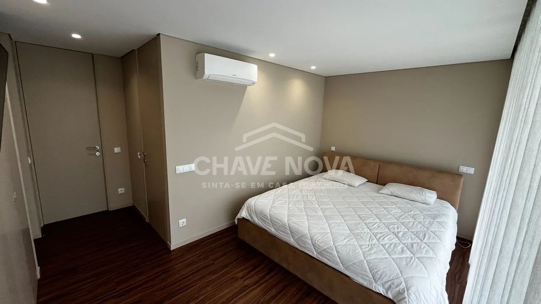 Apartment in Santa Marinha e Sao Pedro da Afurada, Porto District, Portugal 2 - 17809645