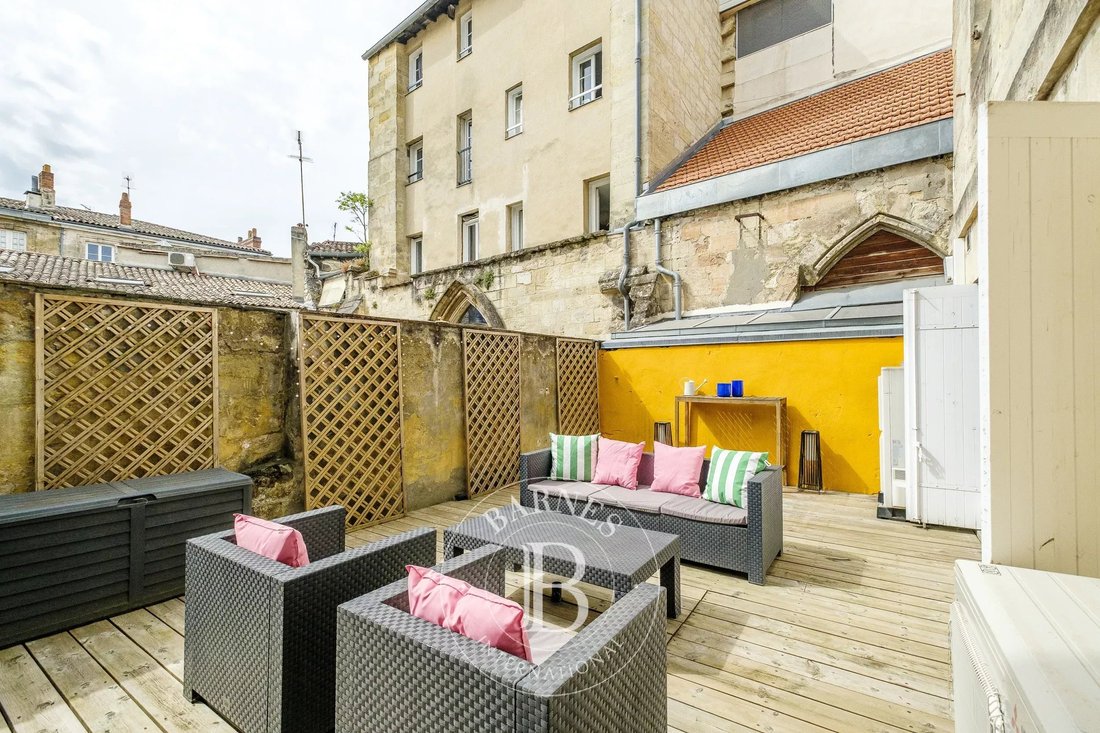 Apartment in Hôtel de Ville-Quinconce-Saint Seurin-Fondaudège, Bordeaux, France 2 - 17810497