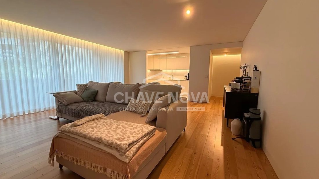 Apartment in Paranhos, Porto District, Portugal 1 - 17809347