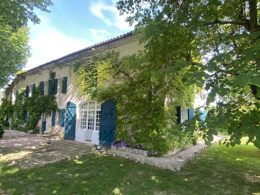 House in Le Puy-Sainte-Réparade, Provence-Alpes-Côte d'Azur, France 1 - 17810256