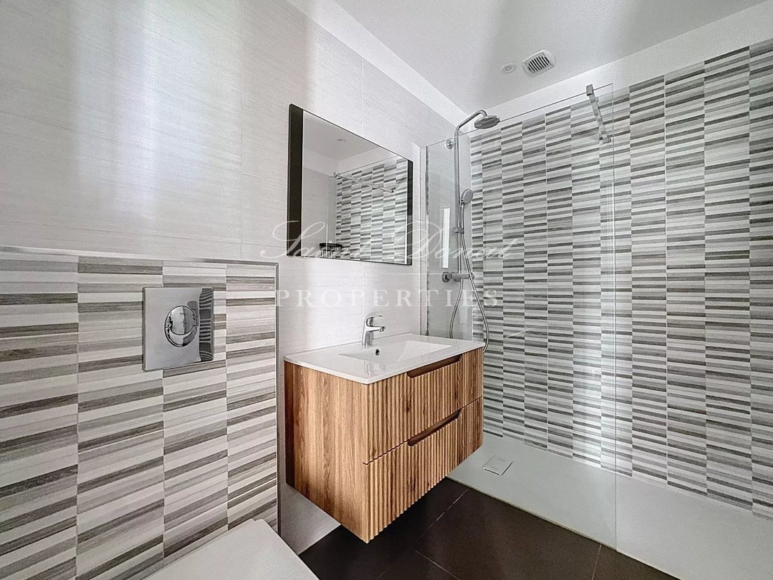 Apartment in Grasse, Provence-Alpes-Côte d'Azur, France 4 - 17810239