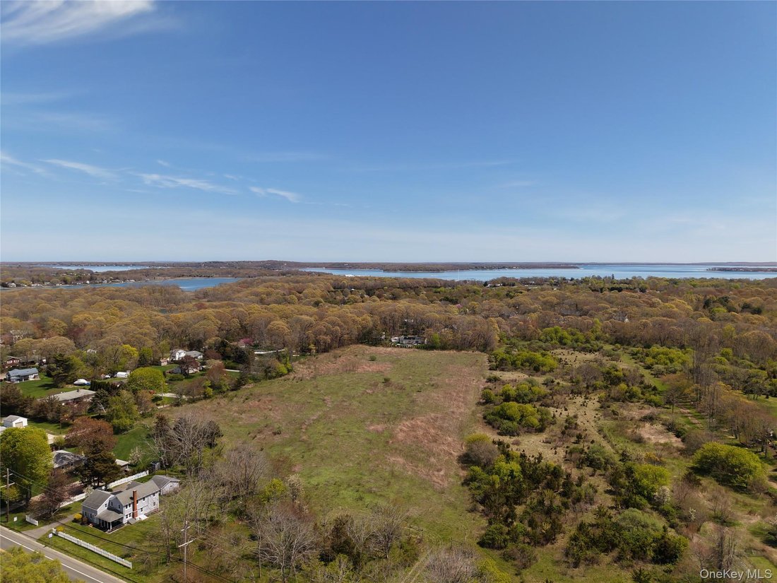 Southold, New York, United States 1 - 17809805