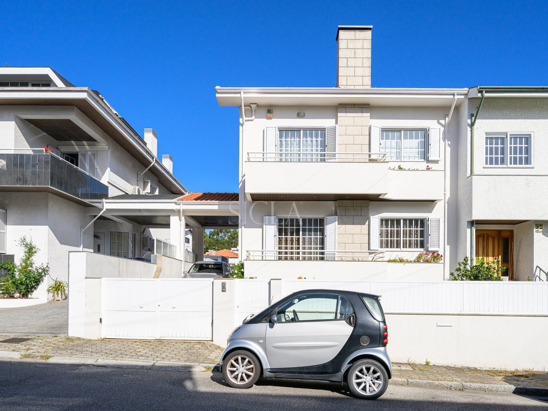 House in Mafamude e Vilar do Paraiso, Porto District, Portugal 4 - 17723597
