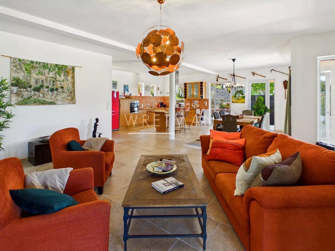 Villa in Cotignac, Provence-Alpes-Côte d'Azur, France 5 - 17810351