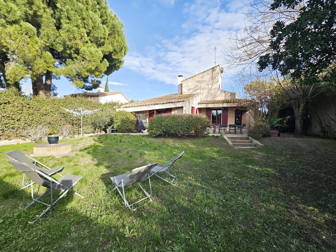 Villa in Centre Ville, Aigues-Mortes, France 1 - 17809865
