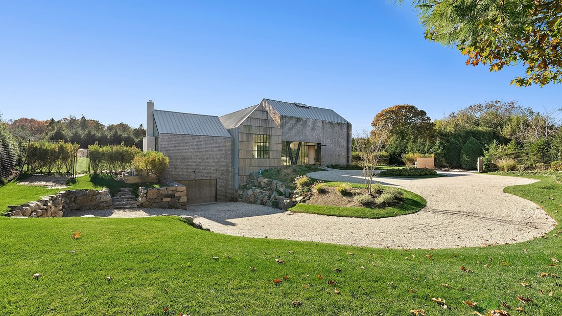 East Hampton, New York, United States 3 - 17809732