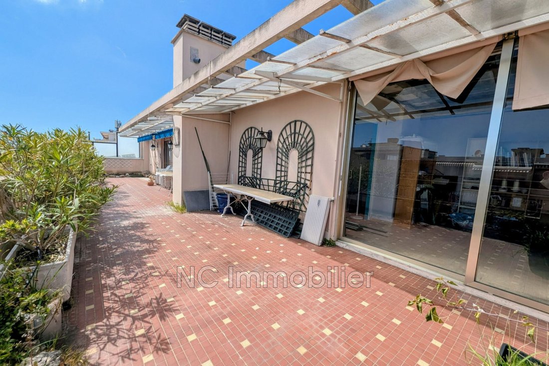 Apartment in Les Cougoulins-Rastines, Antibes, France 1 - 17809593