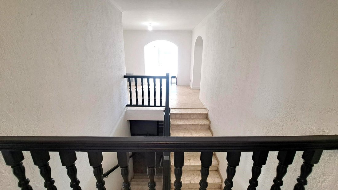 House in Saintes-Maries-de-la-Mer, Provence-Alpes-Côte d'Azur, France 5 - 17012373
