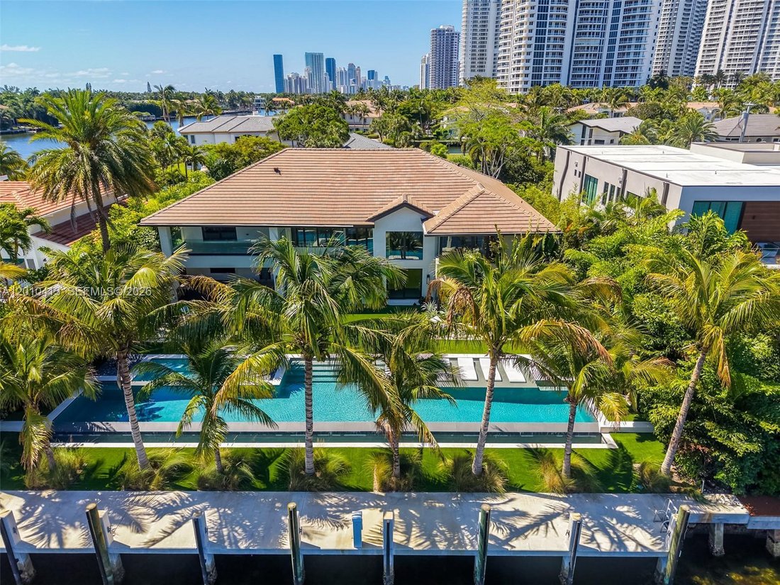 House in Hallandale Beach, Florida, United States 2 - 17808717