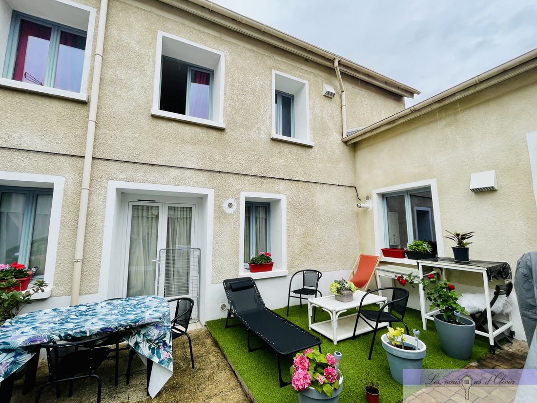 Apartment in Sucy-en-Brie, Ile-de-France, France 5 - 17809825