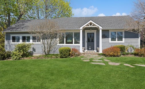 House in Peconic, New York, United States 1