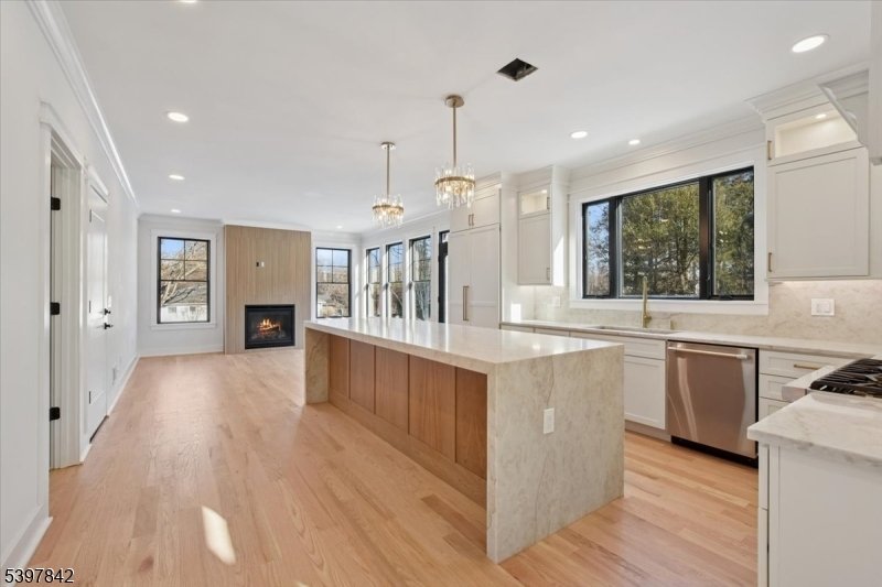 House in Florham Park, New Jersey, United States 4 - 17809908