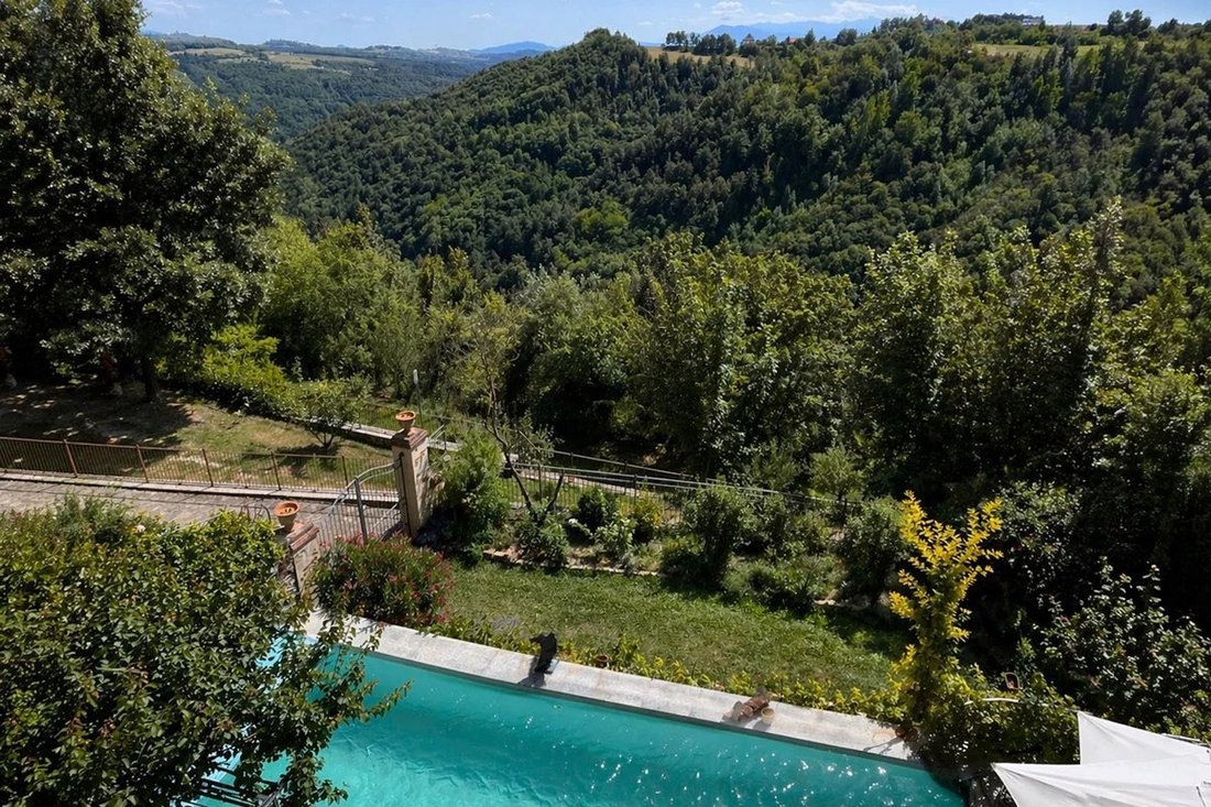 Villa in Bossolasco, Piedmont, Italy 2 - 17548403