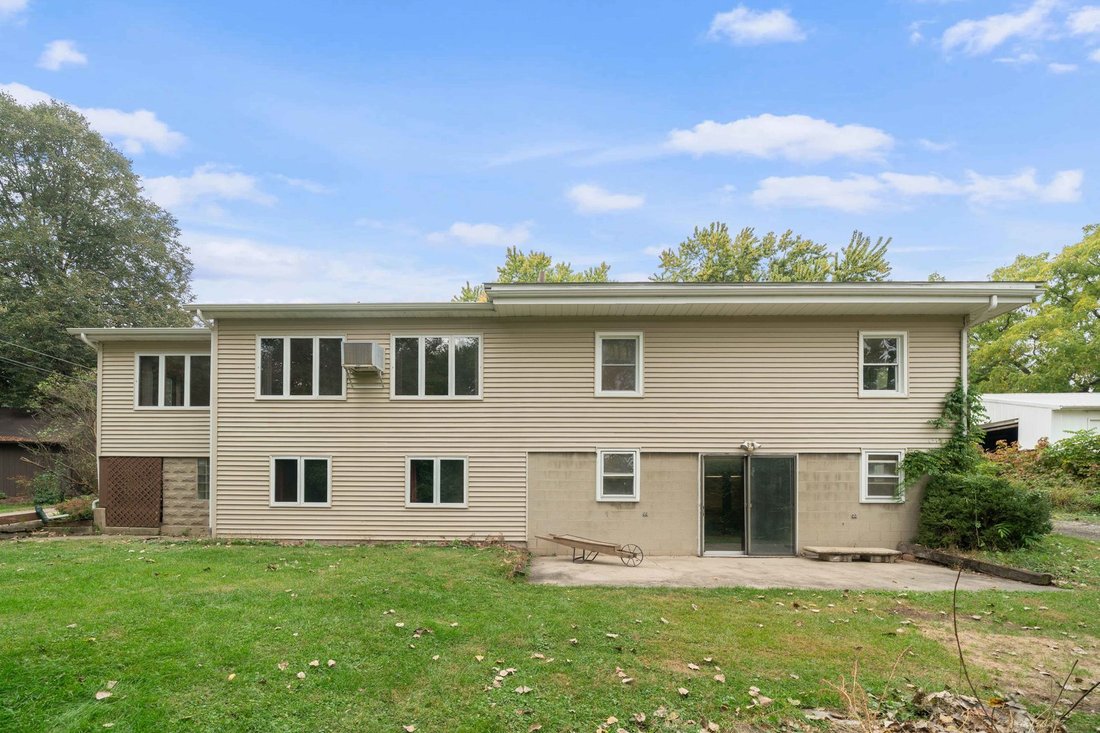 House in Oswego, Illinois, United States 4 - 17809234