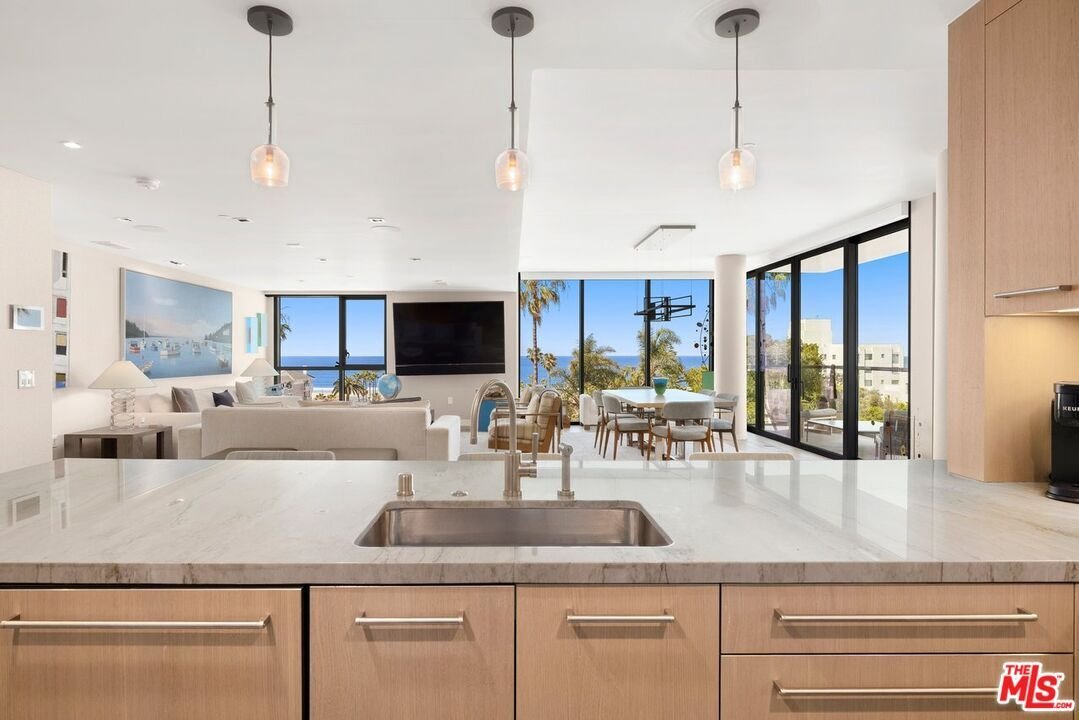 Condo in Santa Monica, California, United States 2 - 17809722