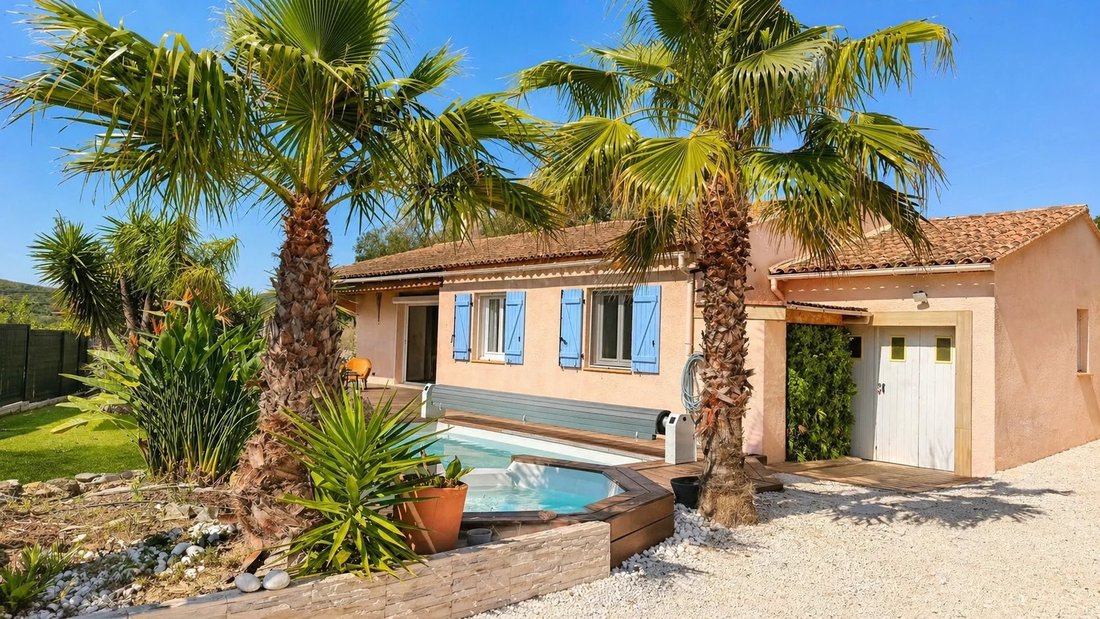 House in Nord Est, Bormes-les-Mimosas, France 2 - 17810332