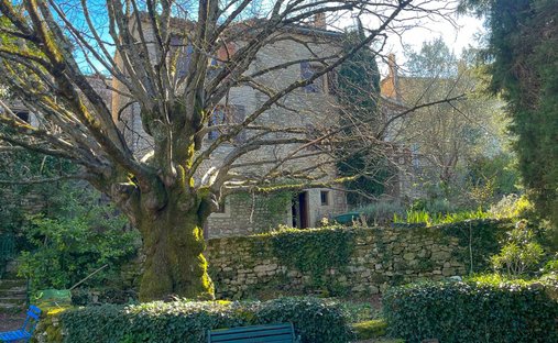 Haus in Grignan, Auvergne-Rhone-Alpen, Frankreich 1