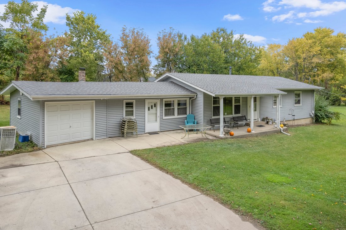 House in Oswego, Illinois, United States 2 - 17809234