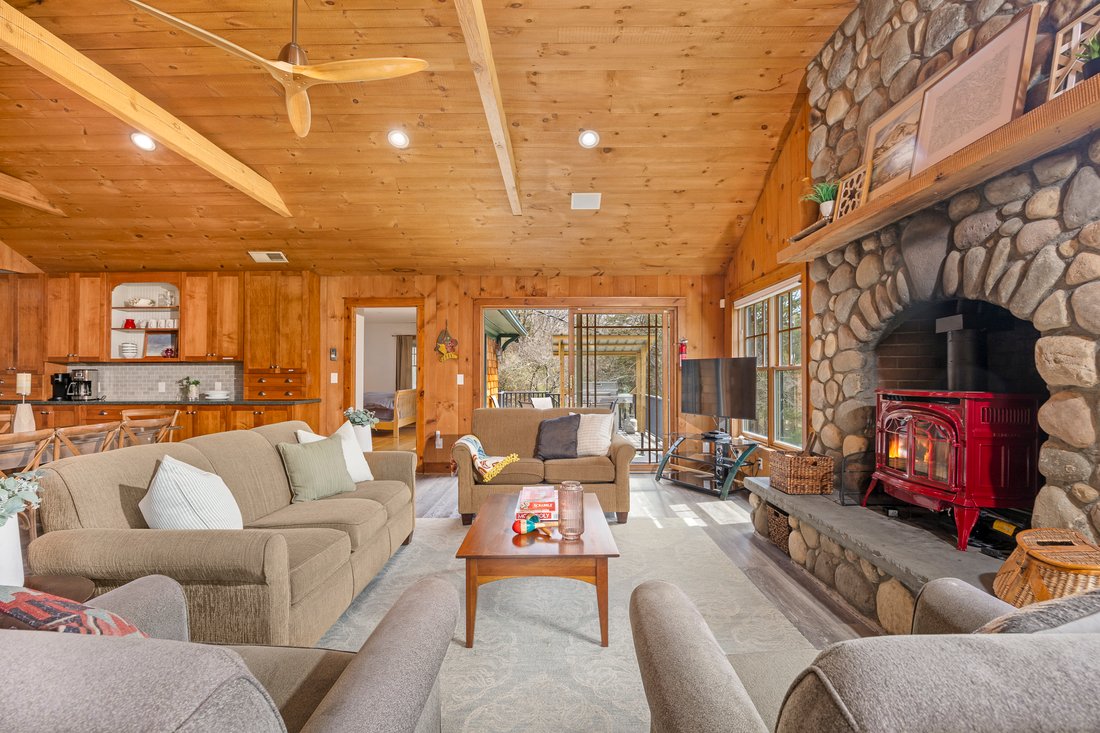 House in Livingston, New York, United States 4 - 17809578