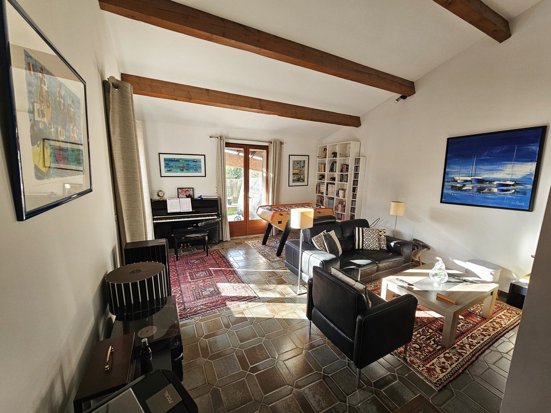 Villa in Centre Ville, Aigues-Mortes, France 5 - 17809865