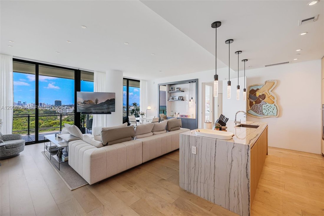 Condo in Bal Harbour, Florida, United States 5 - 17809817