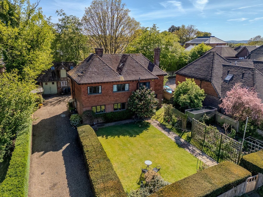 House in Burgess Hill, England 1 - 17810000