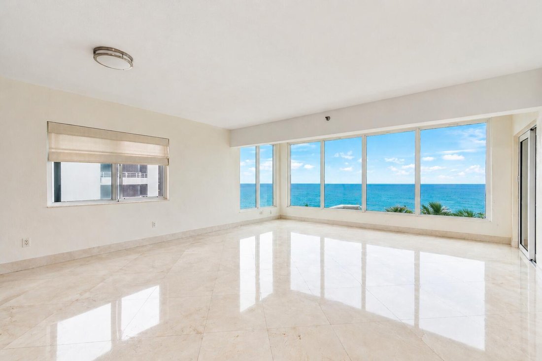 Condo in Boca Raton, Florida, United States 1 - 17523909