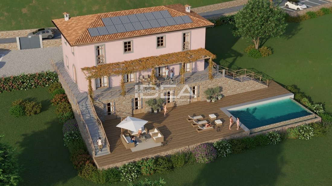 Villa in Barga, Tuscany, Italy 3 - 17810359