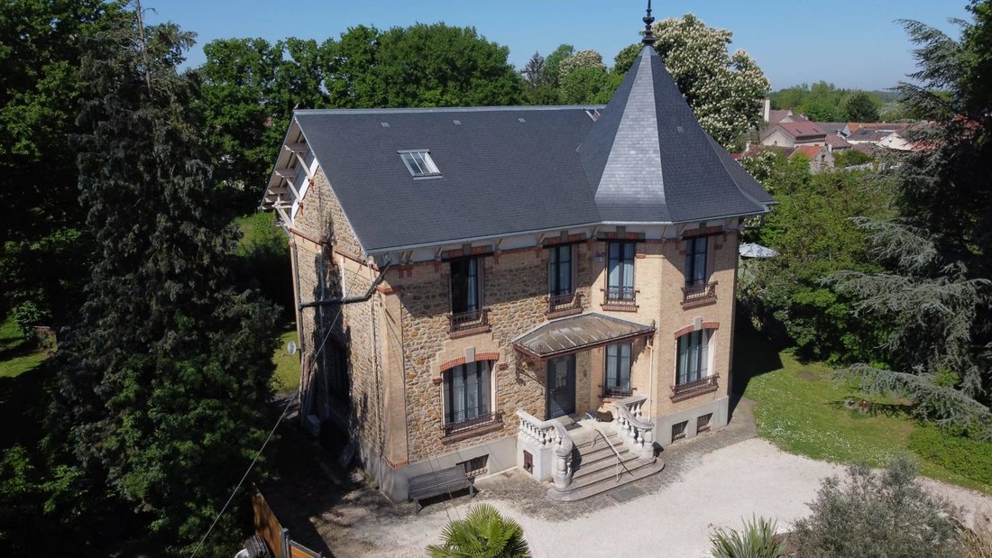 Haus in Ozoir-la-Ferrière, Île-de-France, Frankreich 1 - 16327468