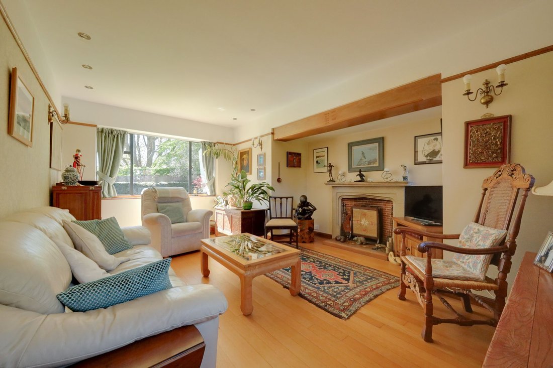 House in Burgess Hill, England 5 - 17810000