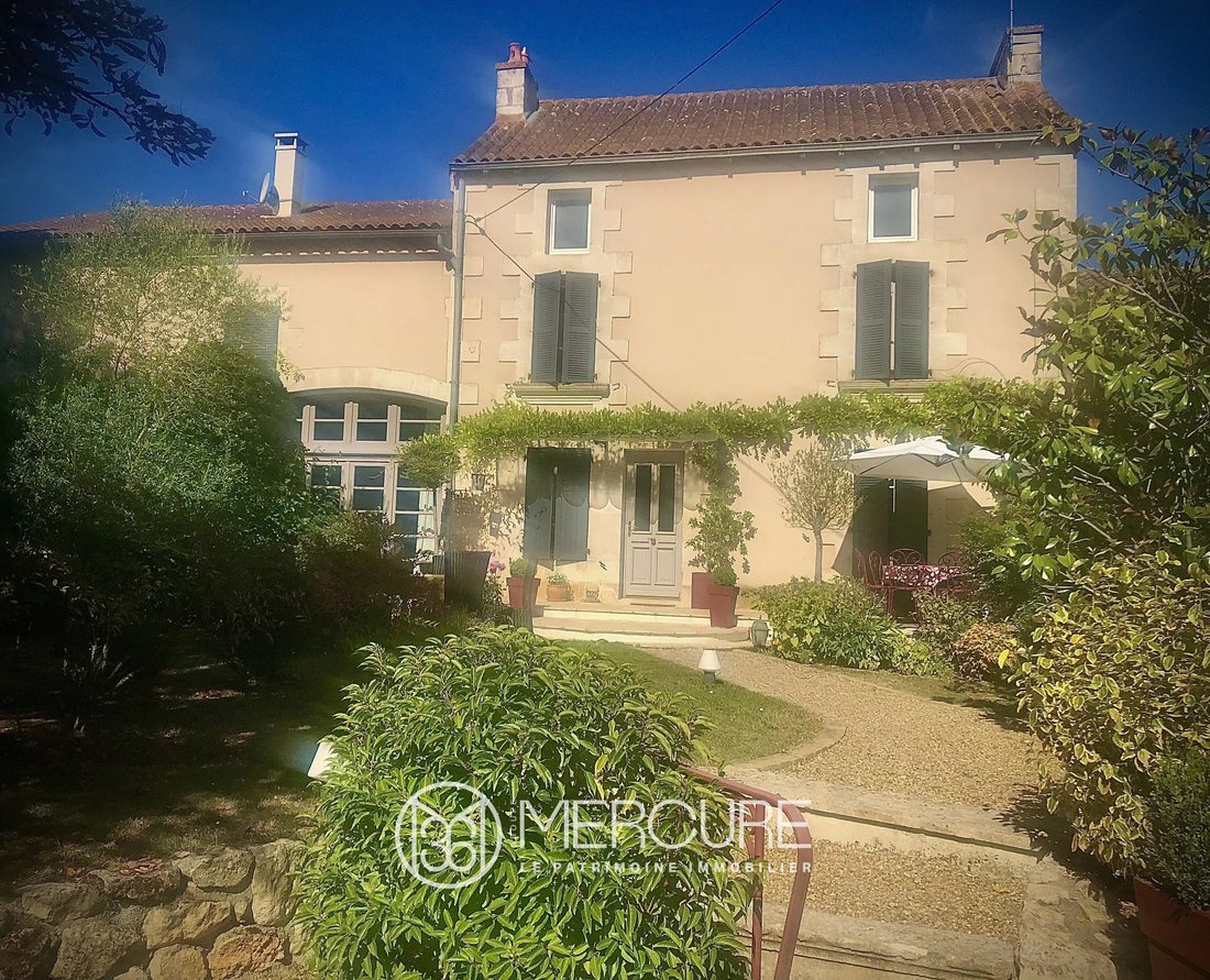 Townhouse in Nord, Buxerolles, France 1 - 17810025