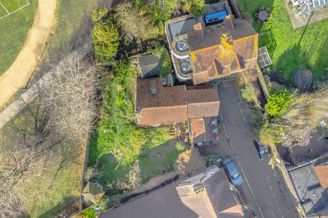 House in Lewes, England 2 - 17810028