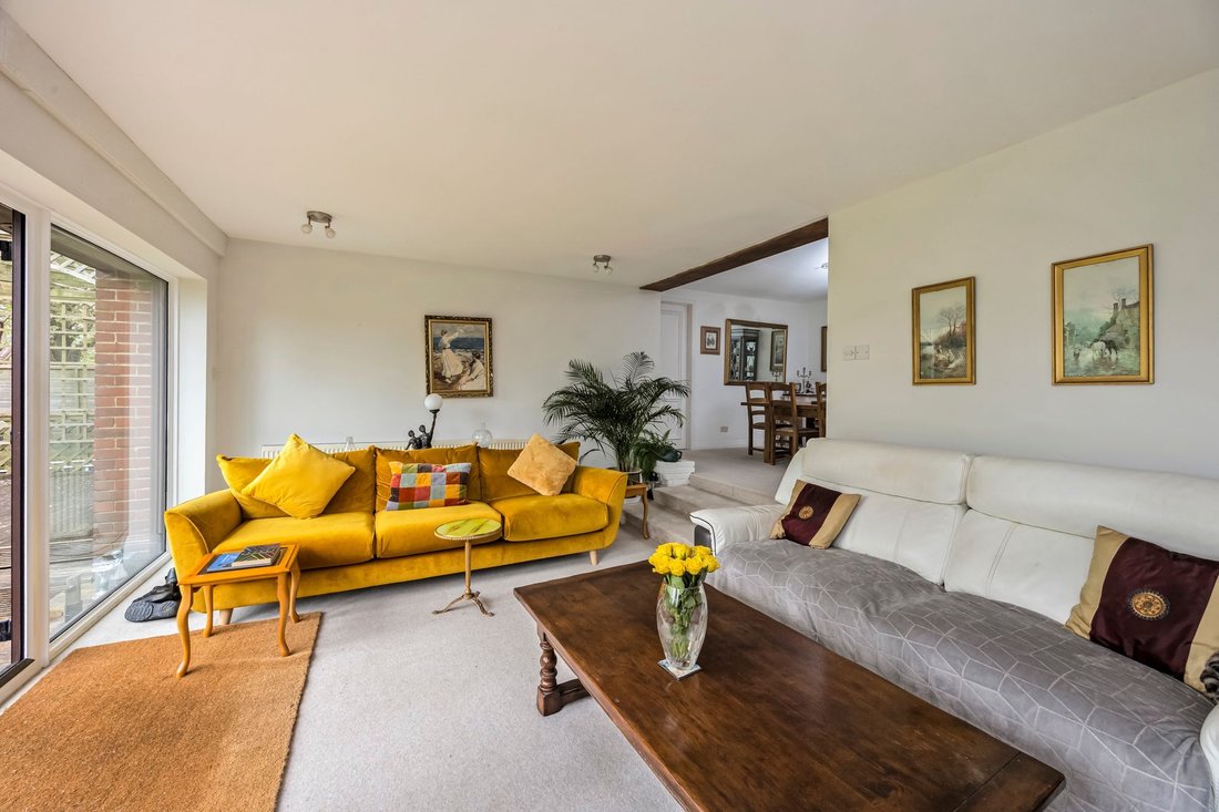 Bungalow in Henfield, England 2 - 17809973