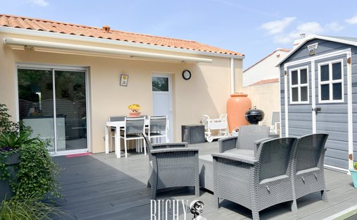 House in Olonne-sur-Mer, Les Sables-d'Olonne, France 1