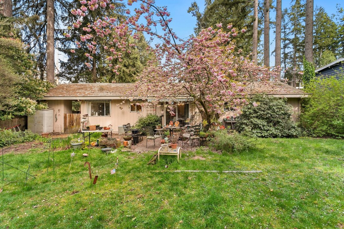 House in Bellevue, Washington, United States 4 - 17810065