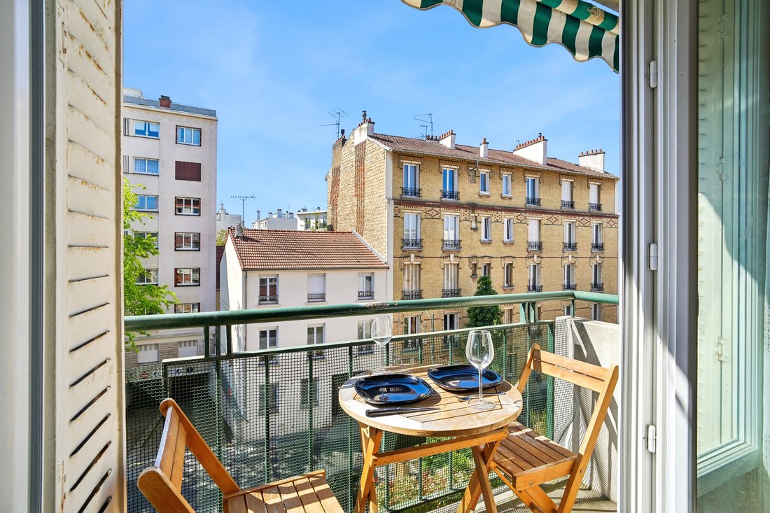 Apartment in Souvenir Français, La Garenne-Colombes, France 2 - 17809704