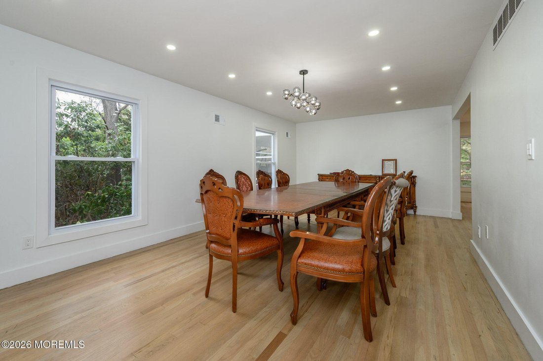House in Toms River, New Jersey, United States 4 - 17808575