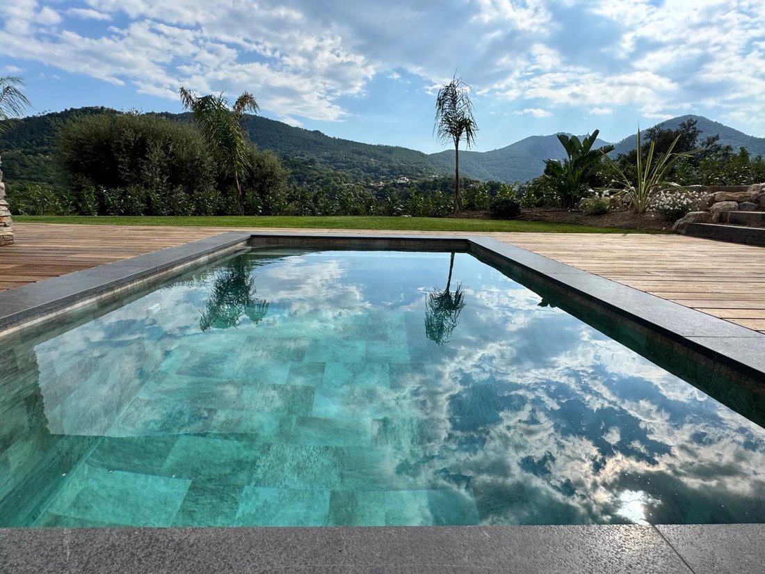 Villa in Les Adrets-de-l'Estérel, Provence-Alpes-Côte d'Azur, France 3 - 17810299