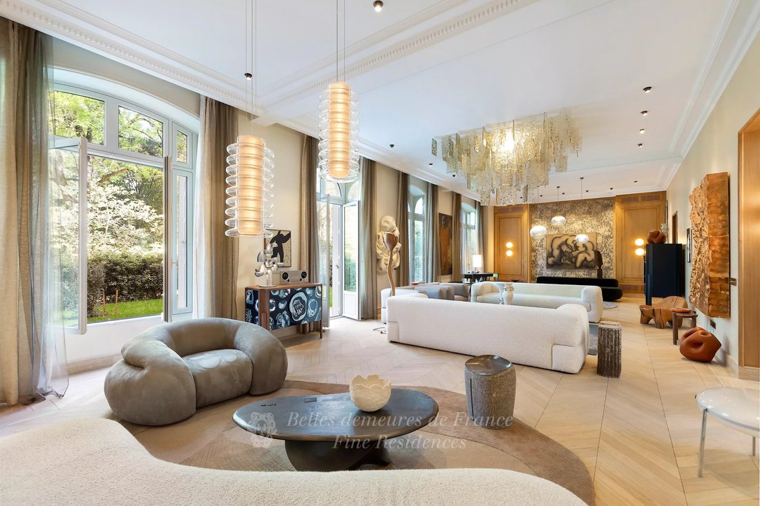 Estate in Hoche-Friedland, Paris 8e Arrondissement, Paris 1 - 16746093