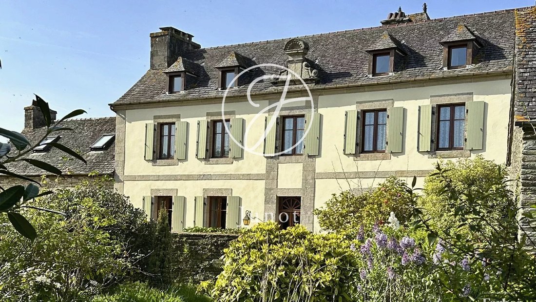 Estate in Garlan, Brittany, France 2 - 17808465