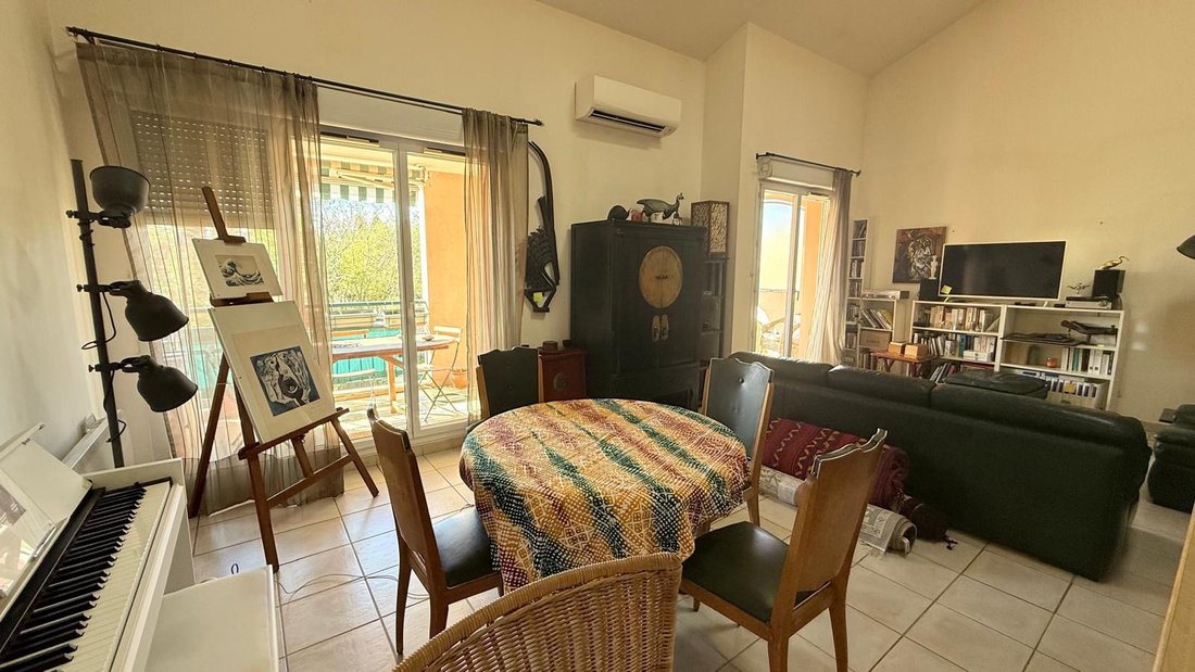 Apartment in Granettes-Jauberte-Sainte Anne, Aix-en-Provence, France 3 - 17809679