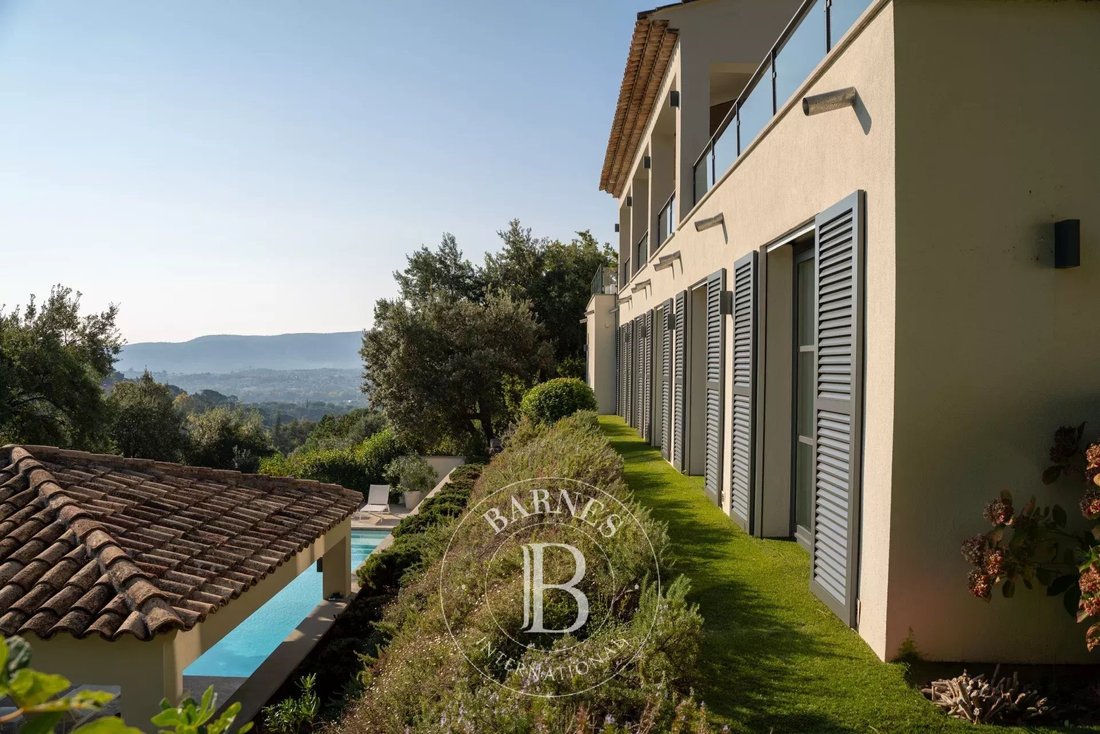 House in Grimaud, Provence-Alpes-Côte d'Azur, France 3 - 17810443