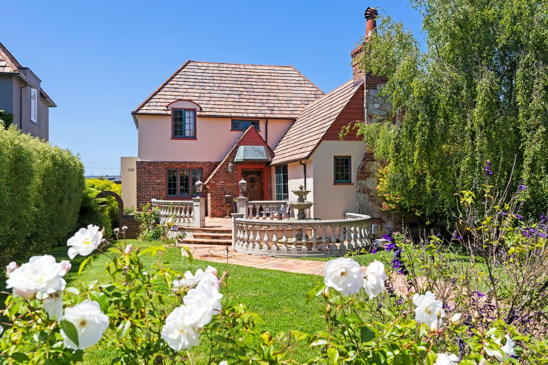 House in San Francisco, California, United States 2 - 17809943