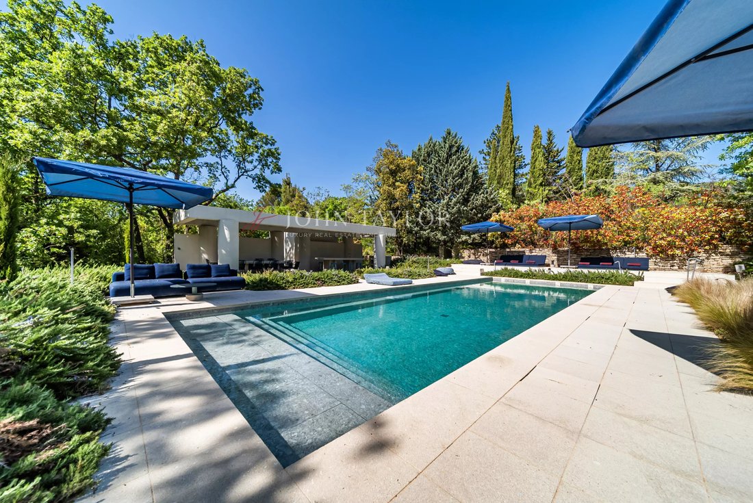 Estate in Ménerbes, Provence-Alpes-Côte d'Azur, France 4 - 17810032