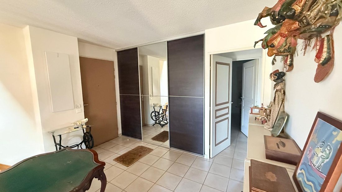 Apartment in Granettes-Jauberte-Sainte Anne, Aix-en-Provence, France 5 - 17809679