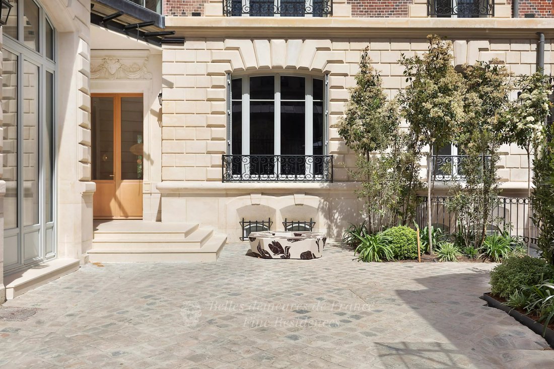 Estate in Hoche-Friedland, Paris 8e Arrondissement, Paris 3 - 16746093