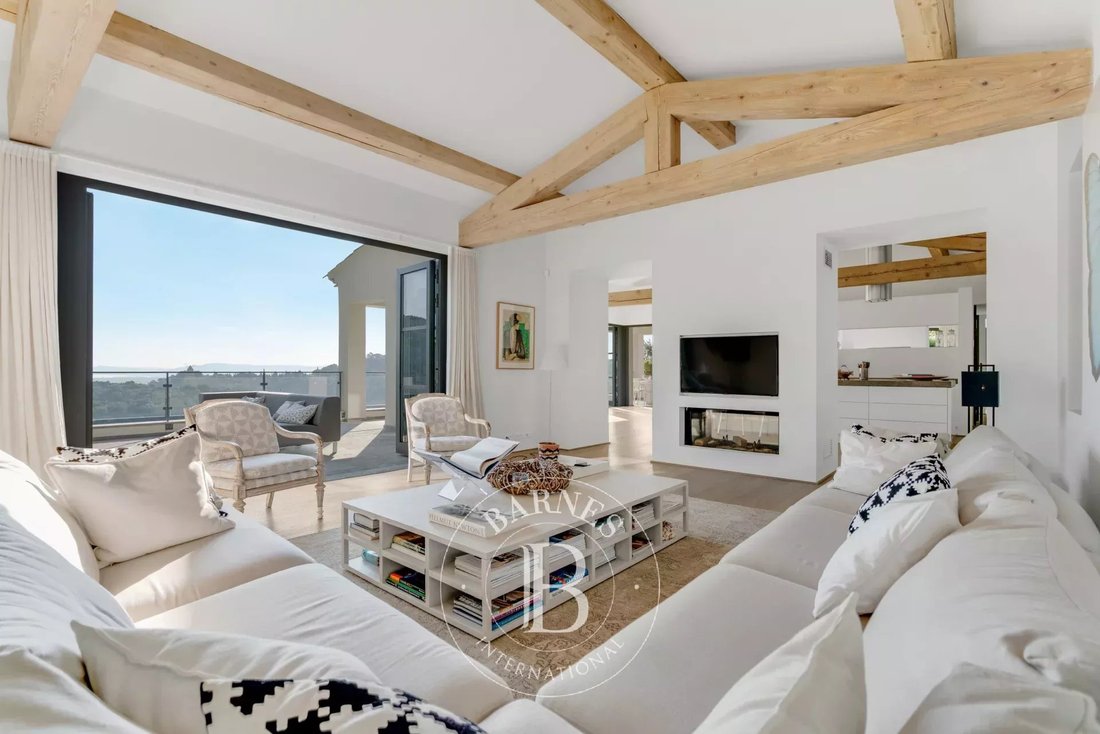 House in Grimaud, Provence-Alpes-Côte d'Azur, France 2 - 17810443