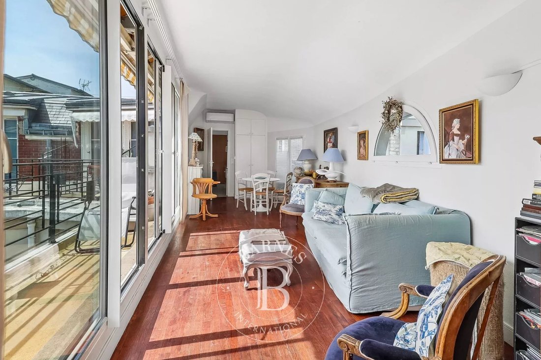 Apartment in Auteuil Nord, Paris 16e Arrondissement, Paris 2 - 17810379