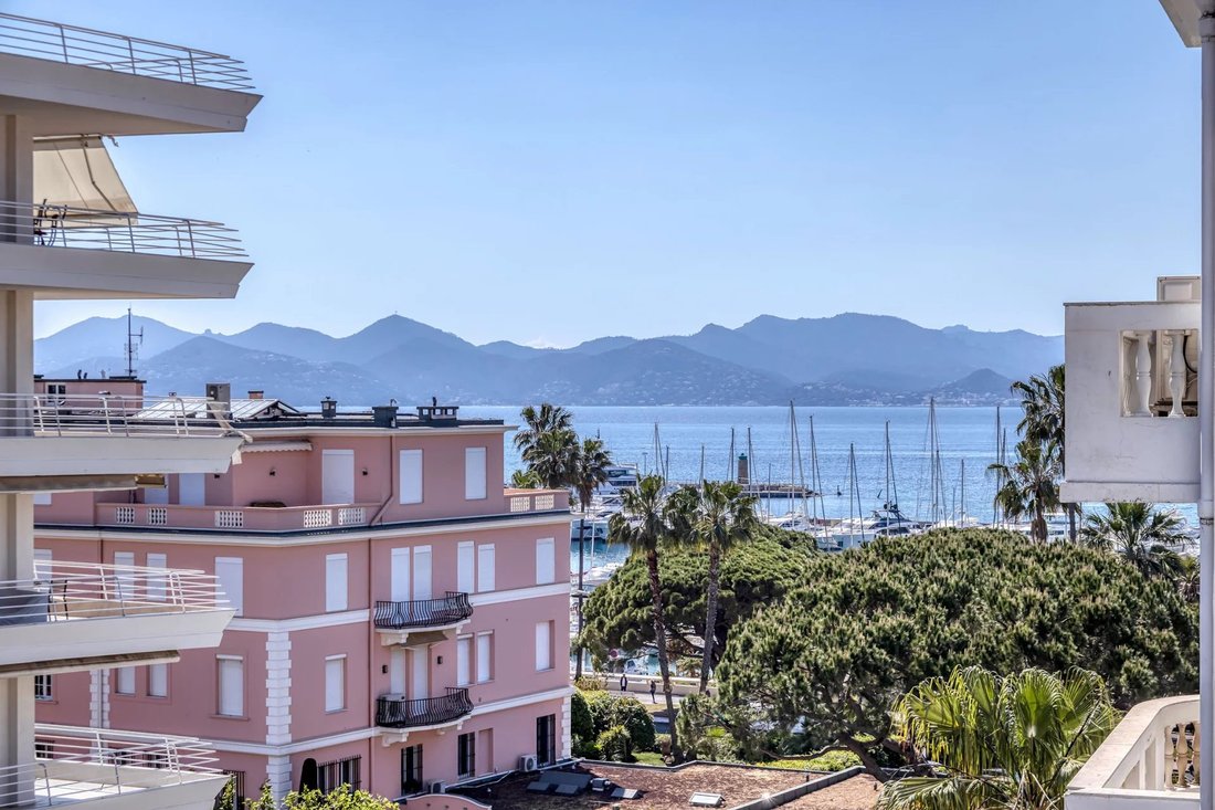 Apartamento en Cannes, Provenza-Alpes-Costa Azul, Francia 1 - 17808428